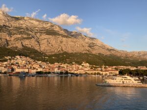 Que faire à Makarska, au pied du parc Biokovo Makarska