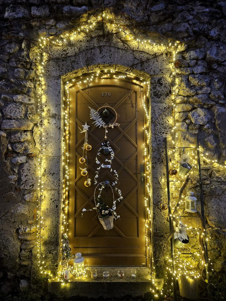 pérouges cité médiévale​