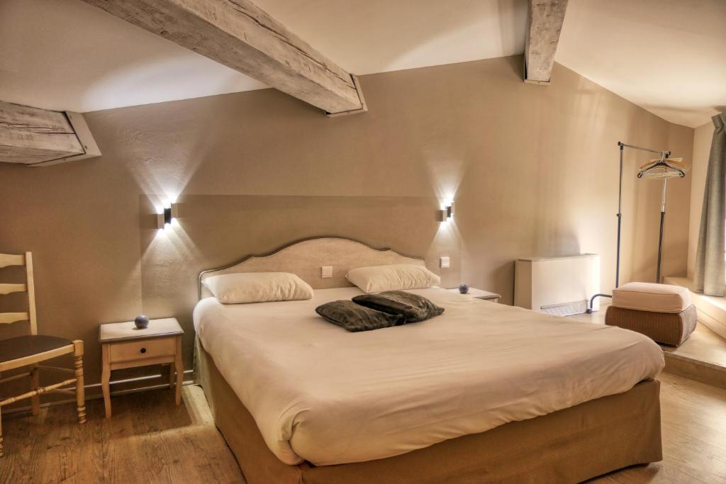 hotel baux de provence